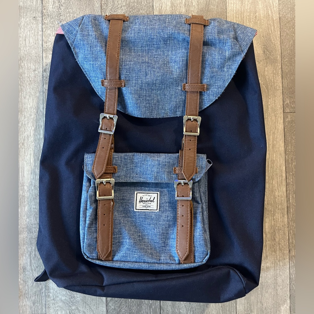 Herschel Little America™ Backpack - 30L. Blue. Amazing condition.